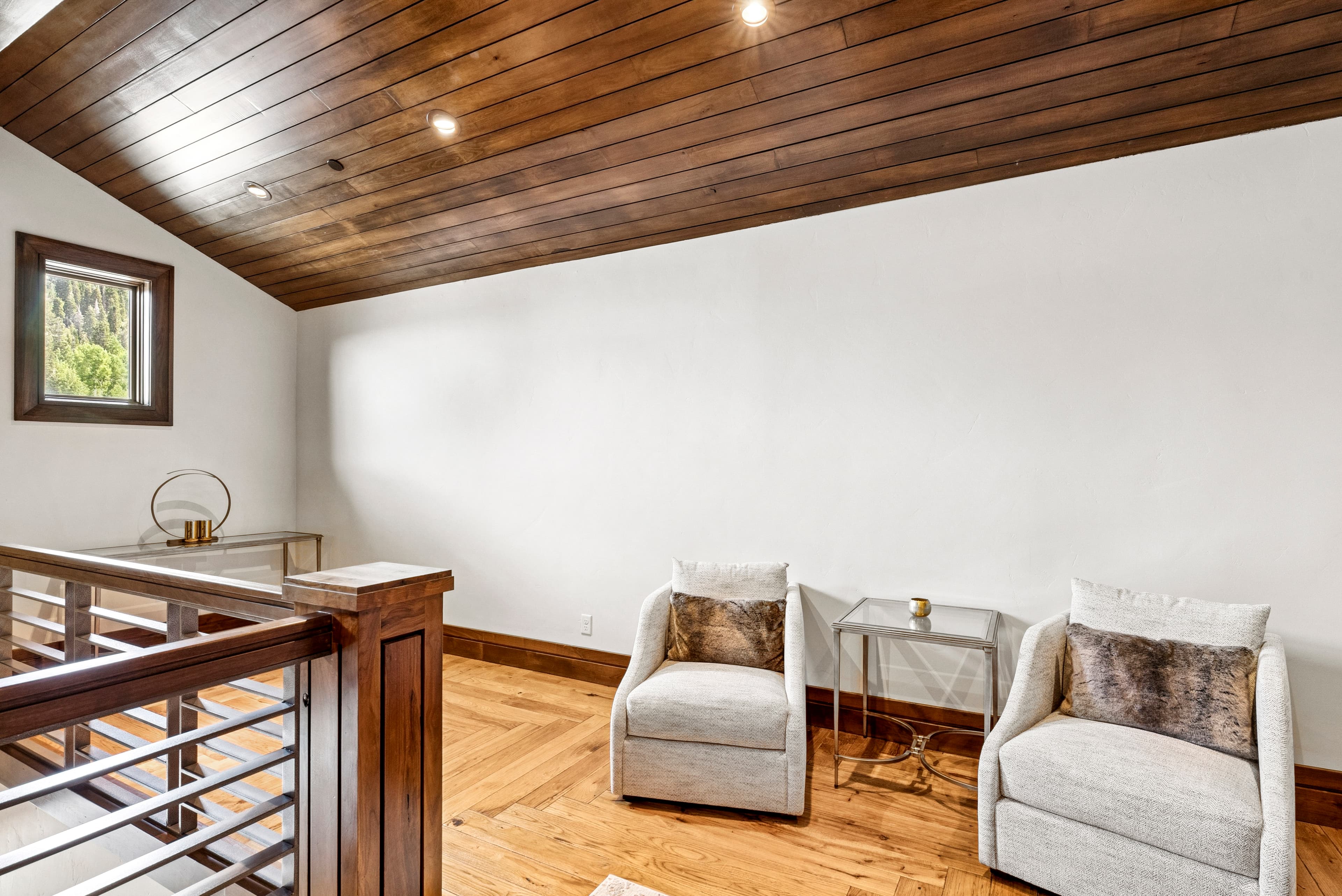 seating area at top landing