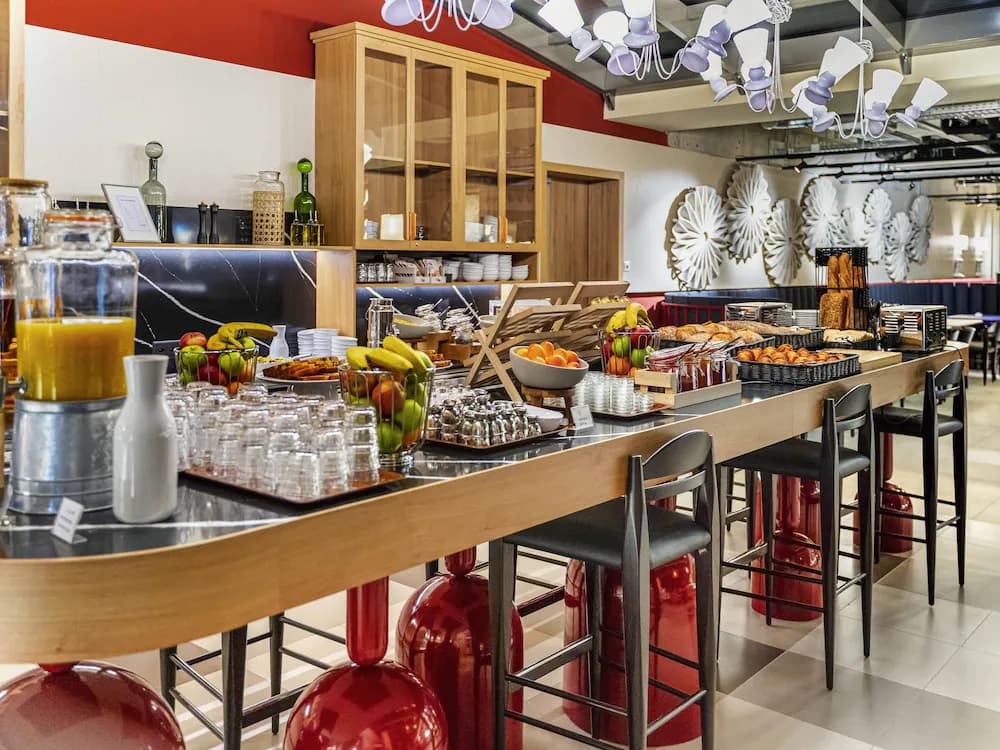 Breakfast area