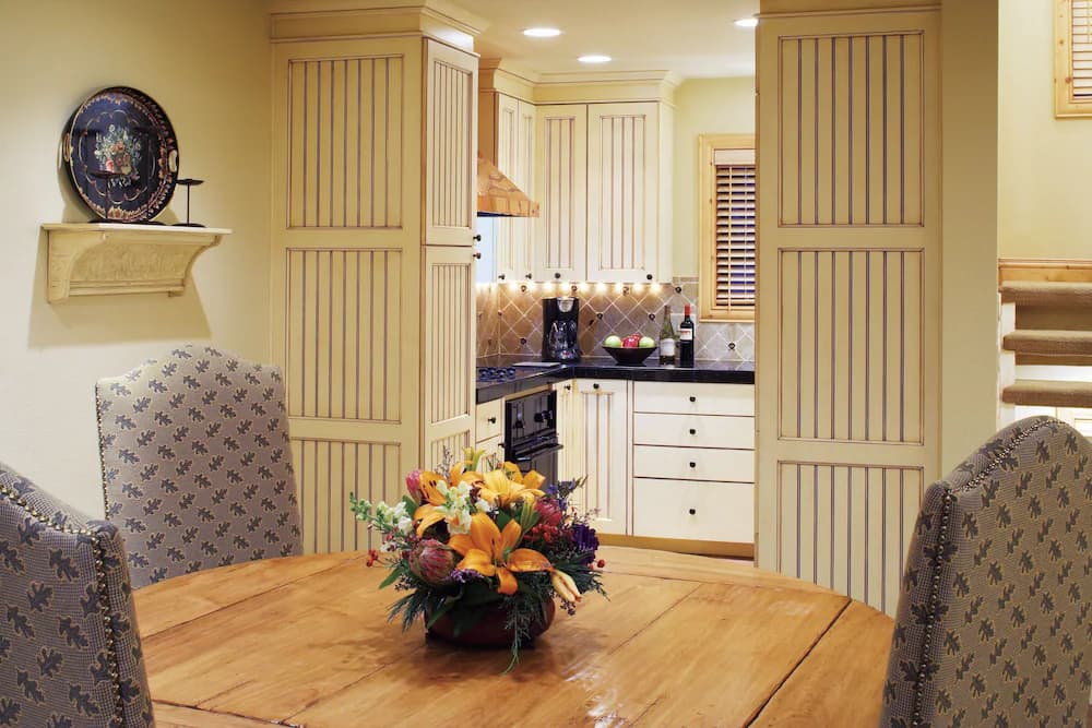 In-room dining