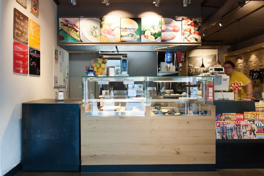 Coffee shop