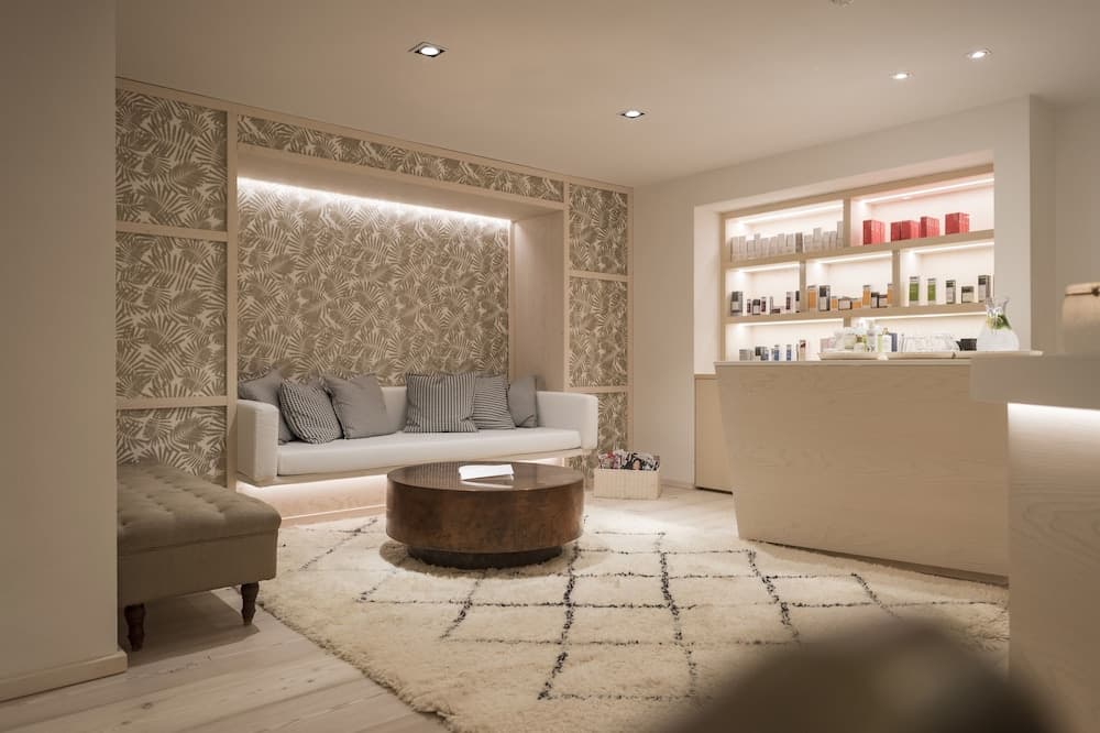 Spa reception