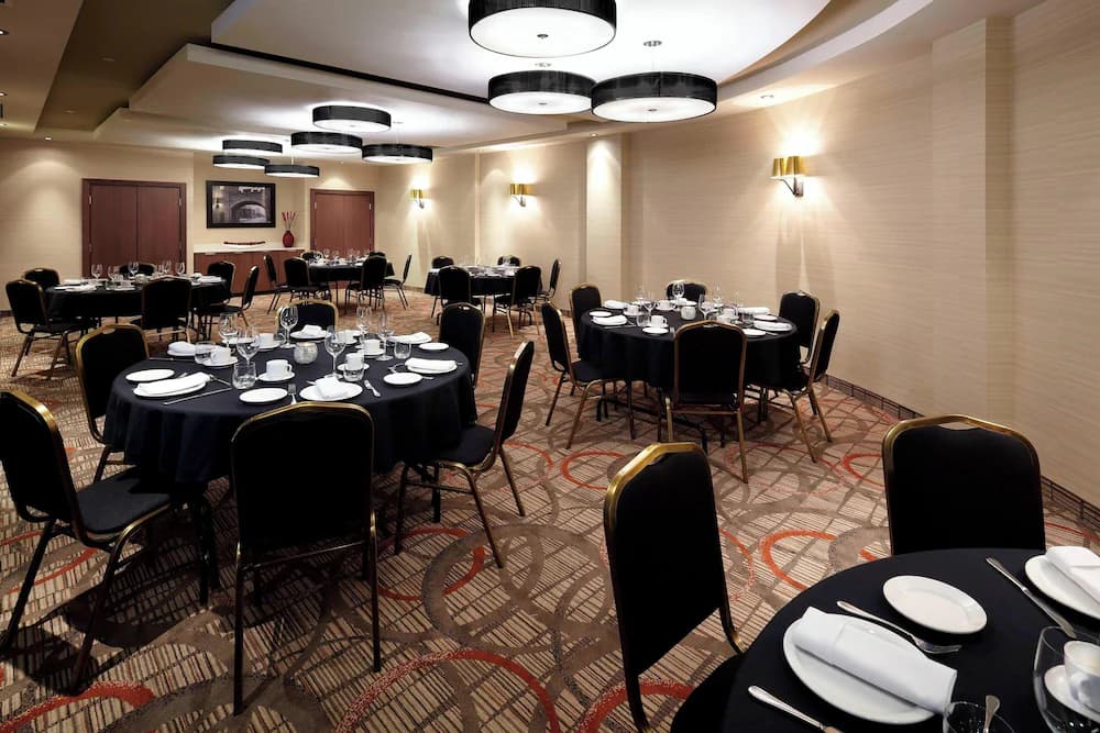 Meeting facility