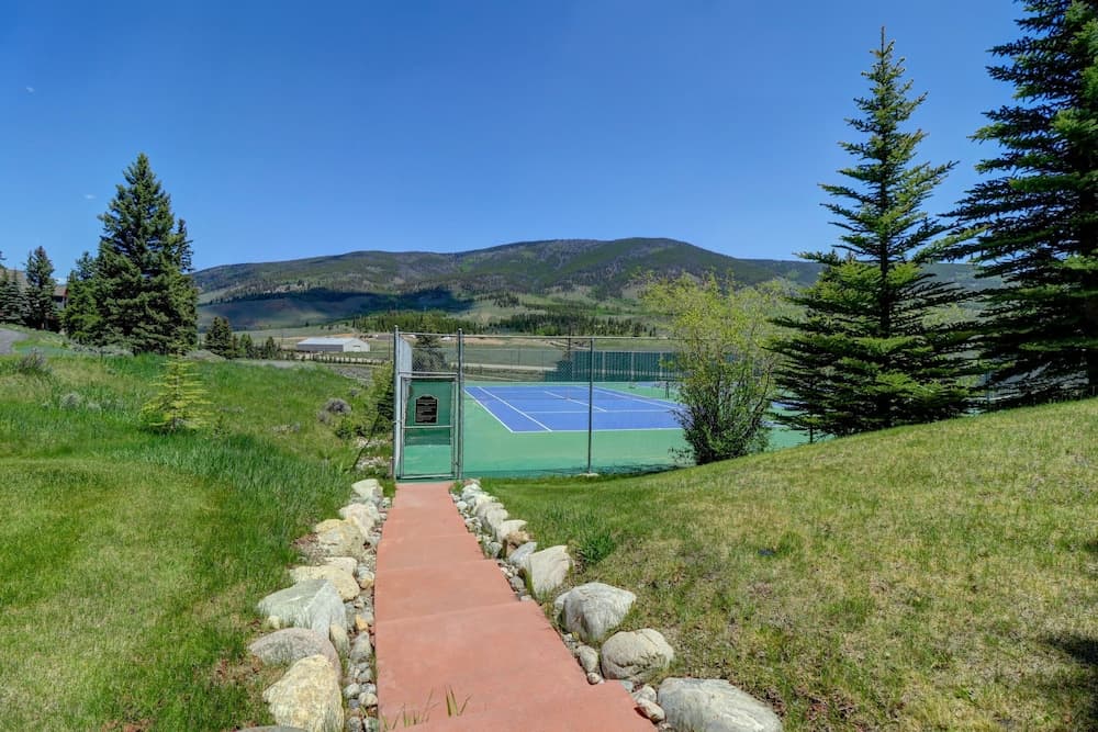Sport court