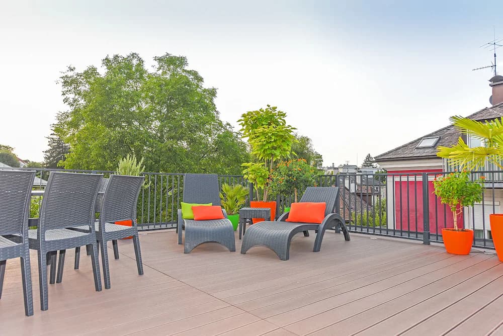 Sundeck