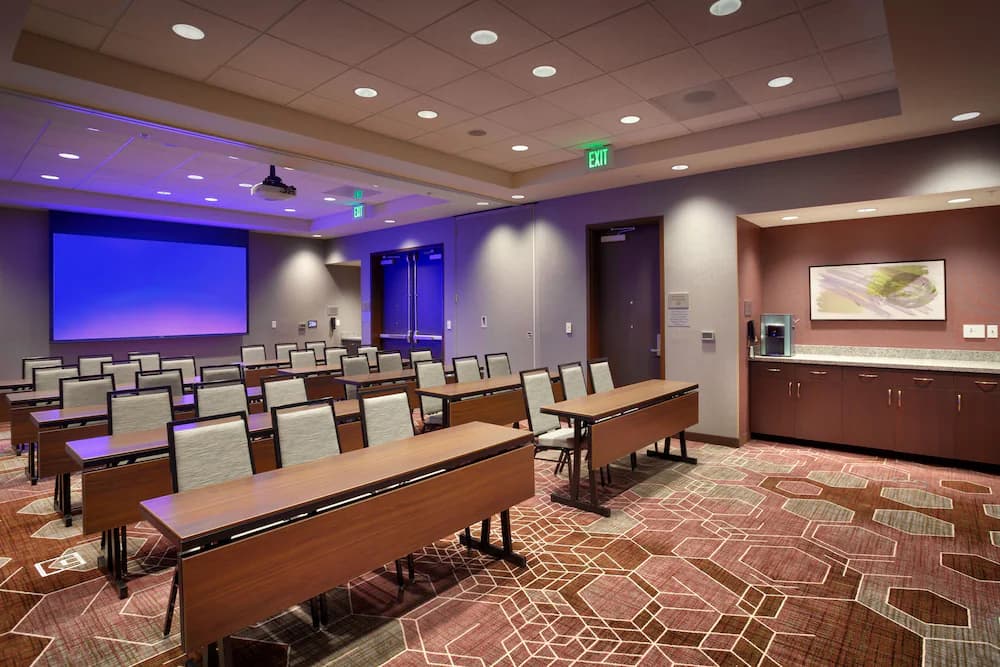 Meeting facility