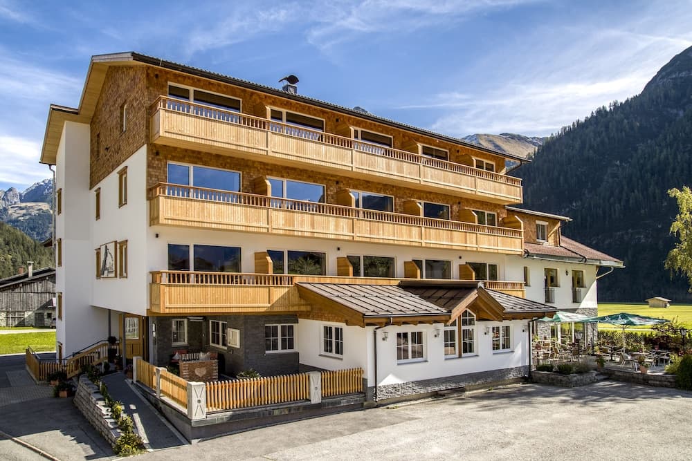 Primary image