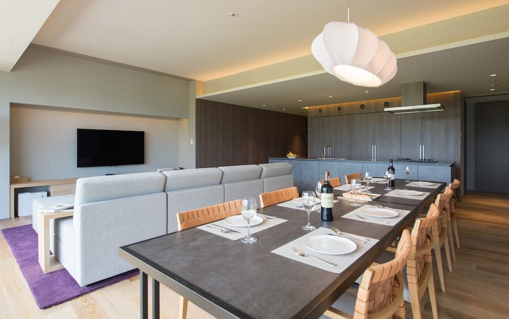 In-room dining