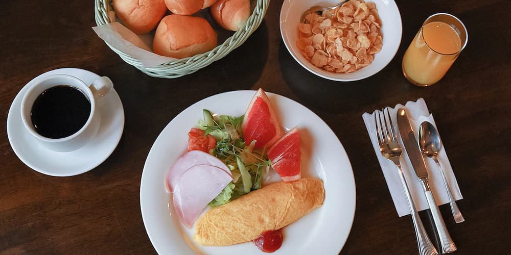 Breakfast meal