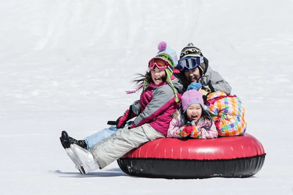 Snow tubing