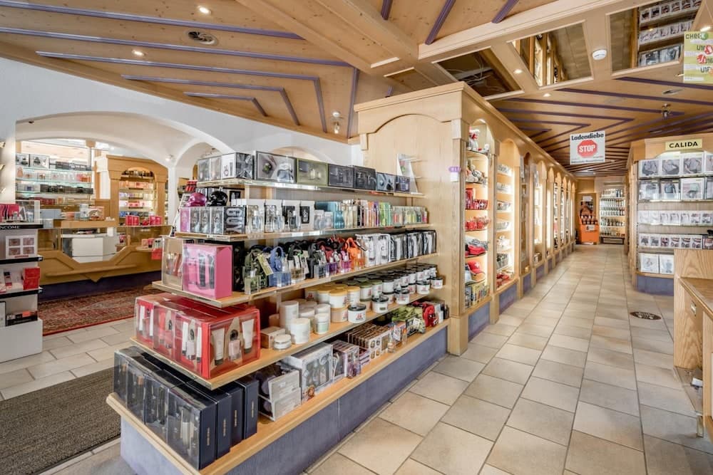 Gift shop