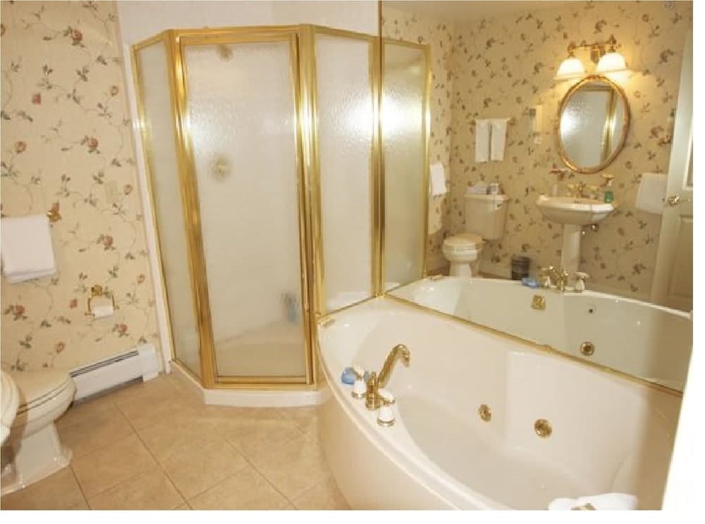 Jetted tub
