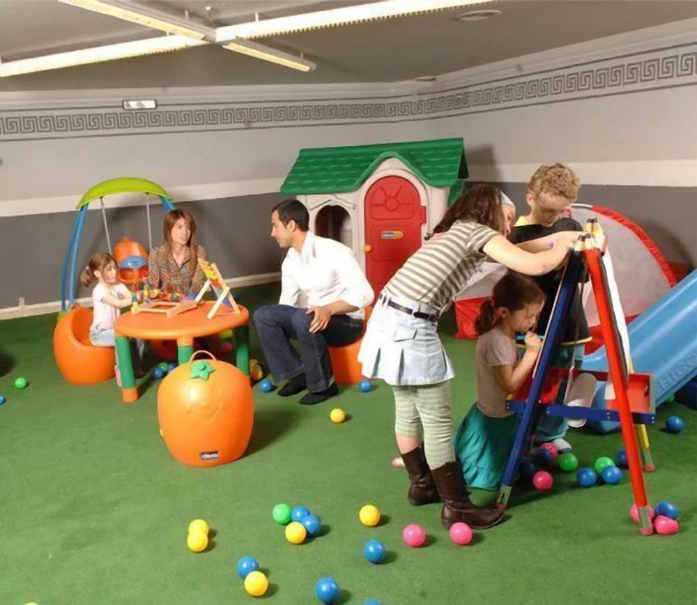 Children's play area - indoor