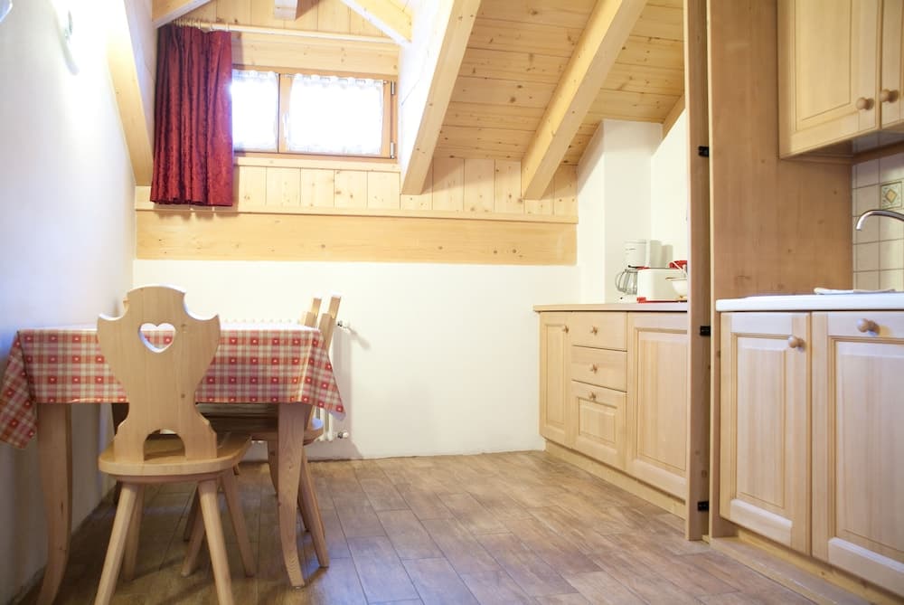 Private kitchenette