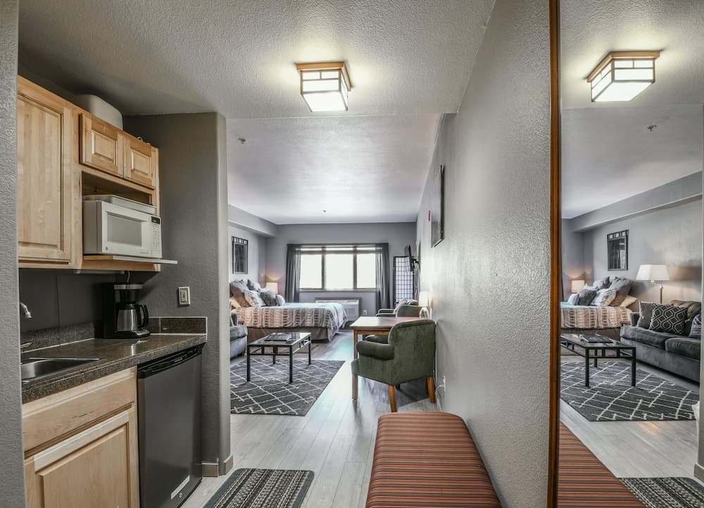 Private kitchenette