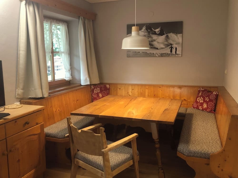 In-room dining