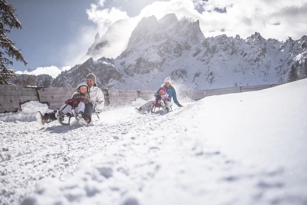 Snow and ski sports