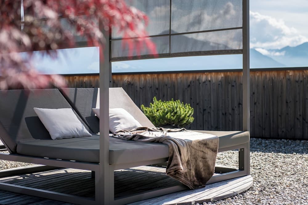 Sundeck