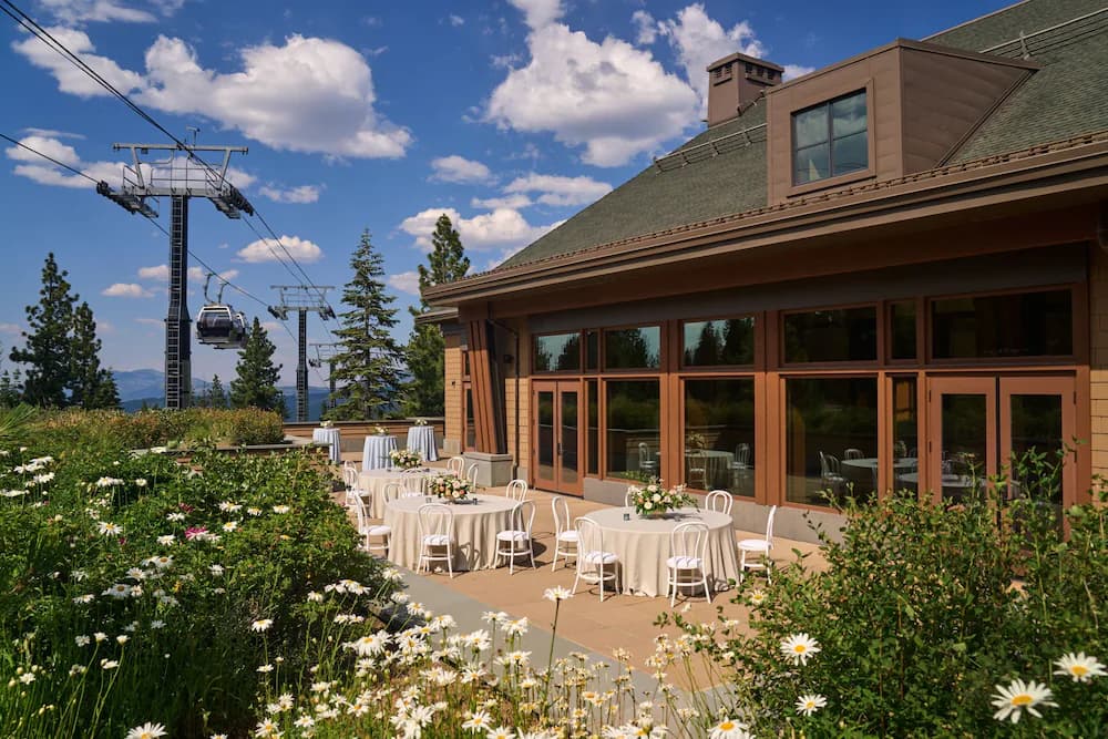 Banquet hall