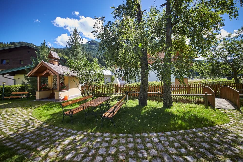 BBQ/picnic area