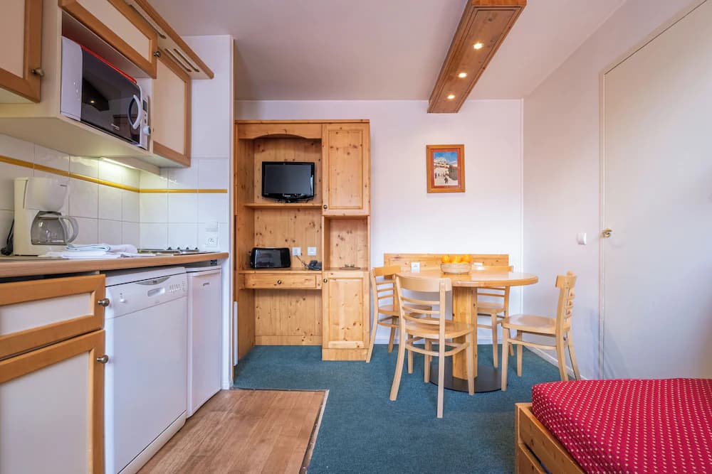 Private kitchenette
