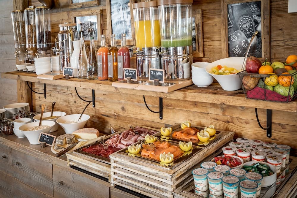 Breakfast buffet