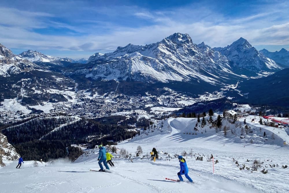 Snow and ski sports