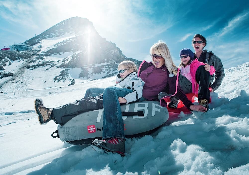Snow and ski sports