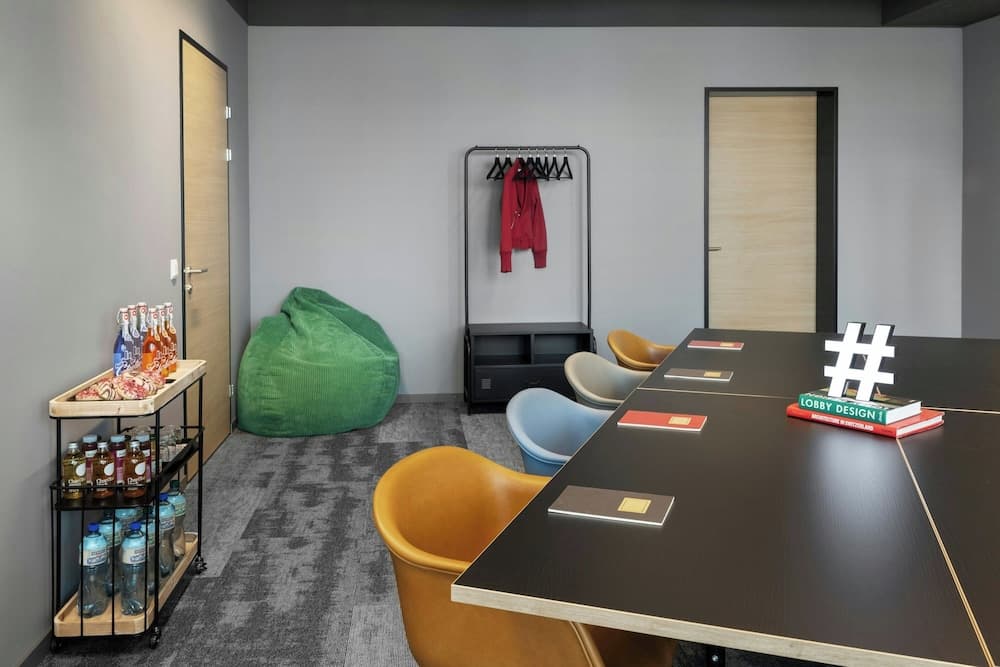 Meeting facility