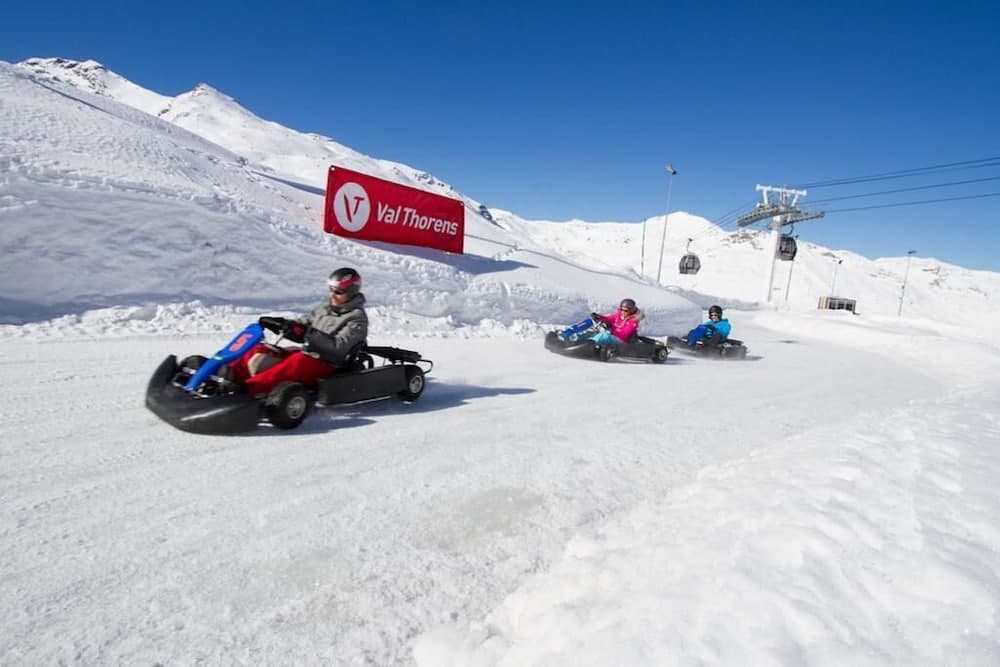 Snow and ski sports