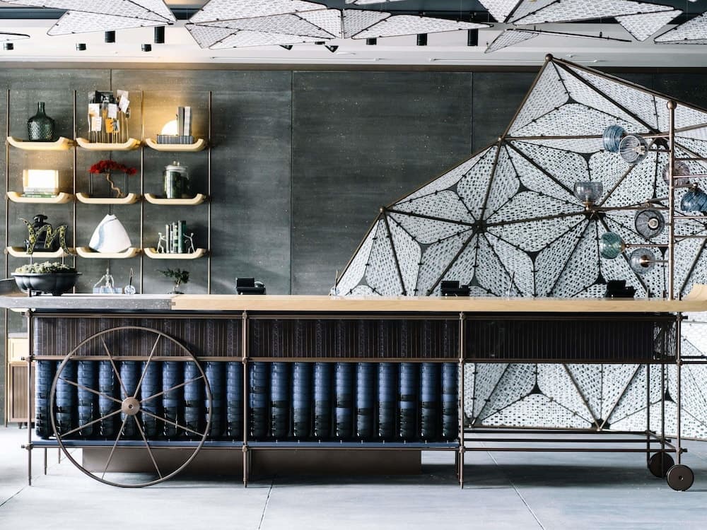 Primary image