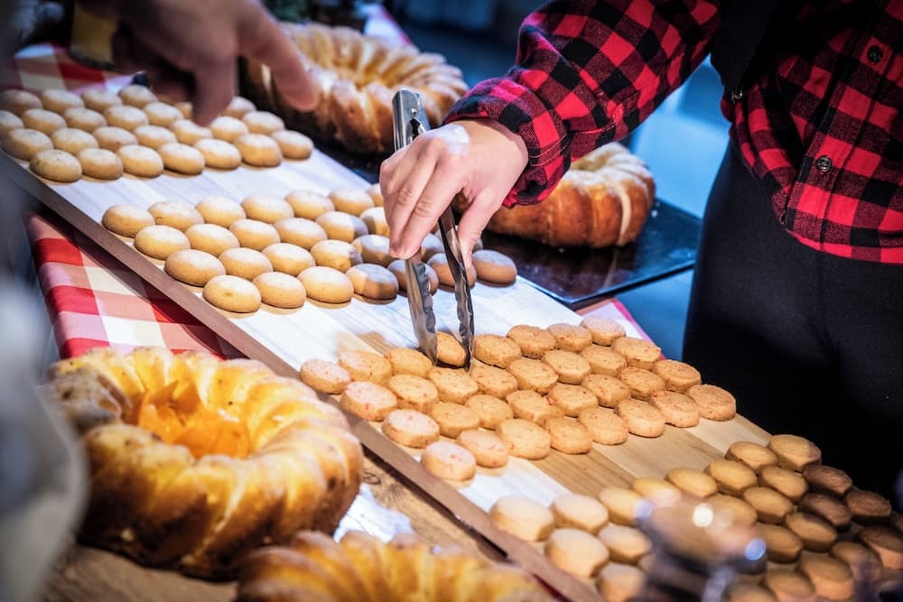 Snack bar