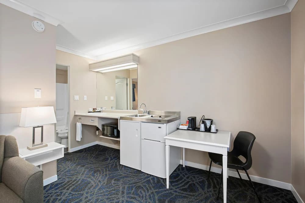 Private kitchenette