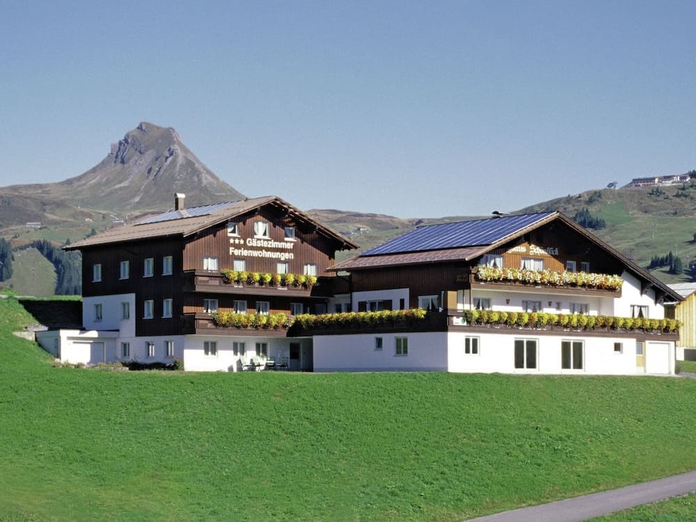 Primary image