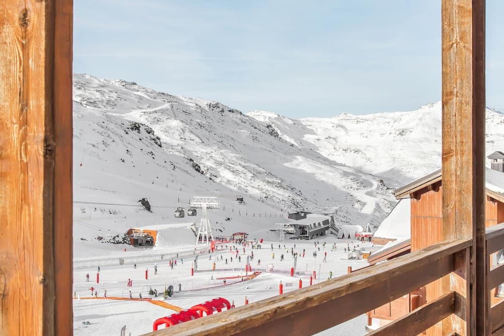 Snow and ski sports