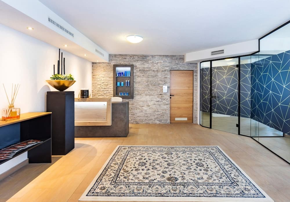 Spa reception