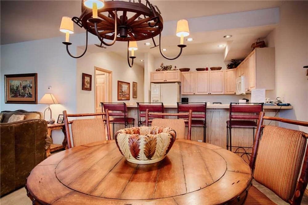 In-room dining