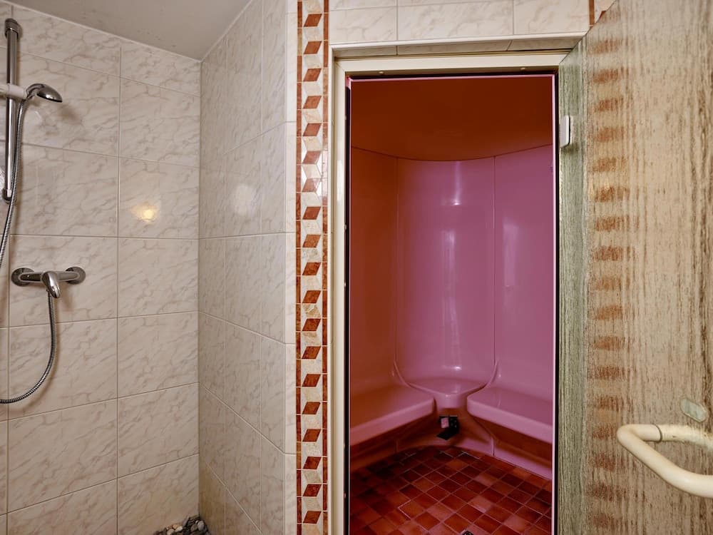 Steam room