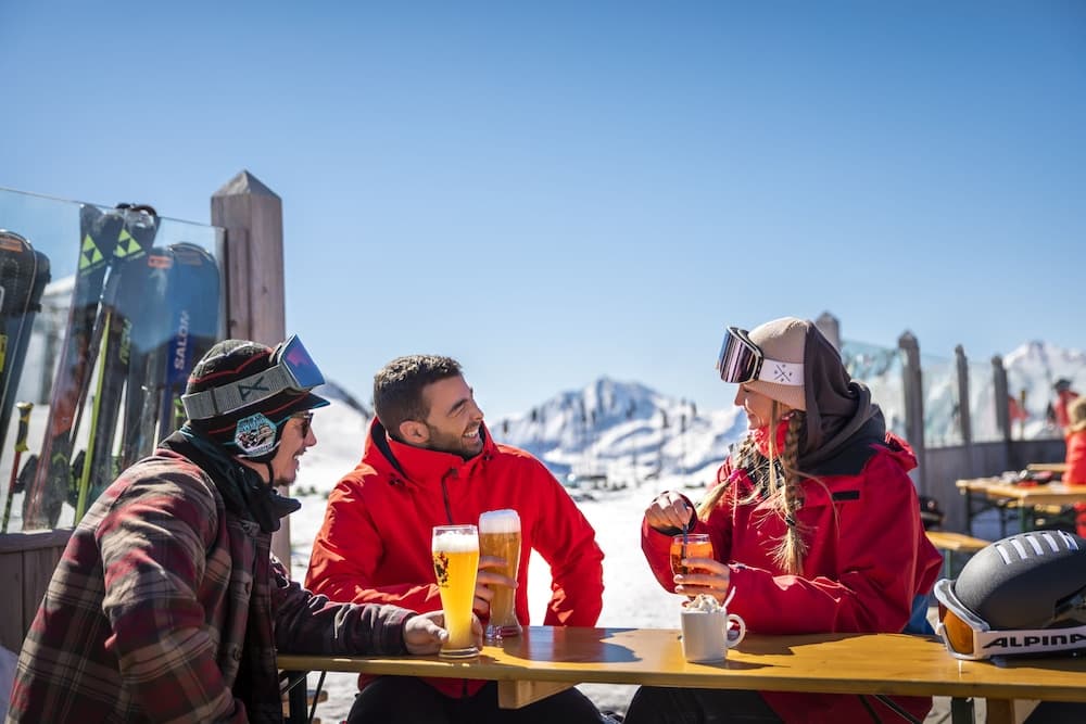 Snow and ski sports