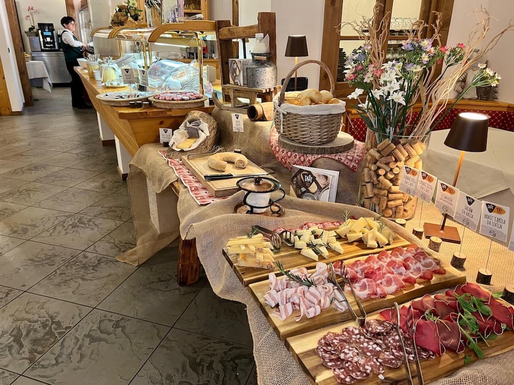 Breakfast buffet