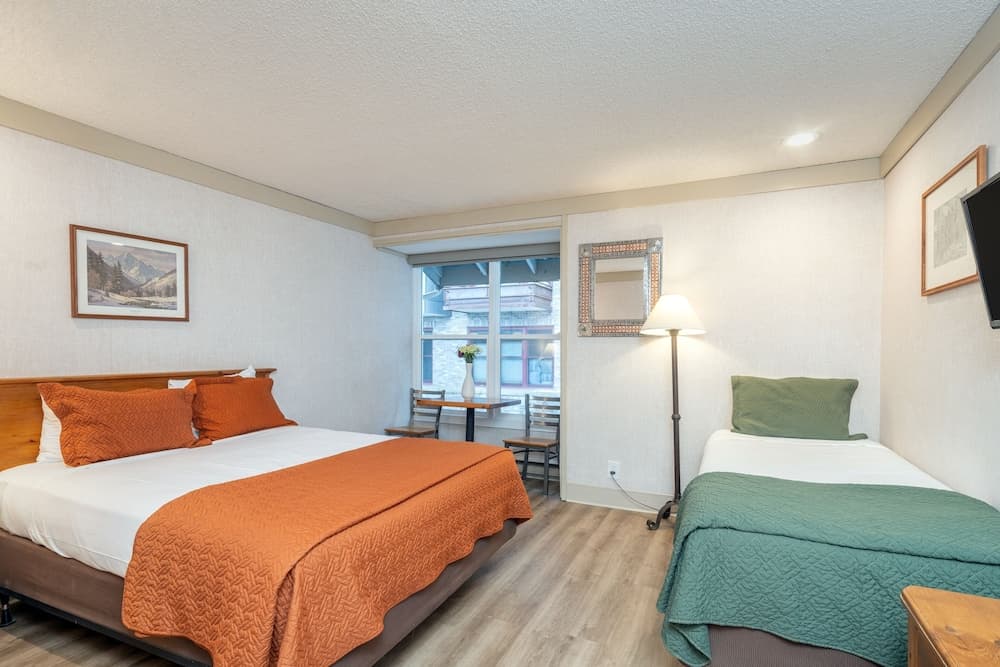 Primary image